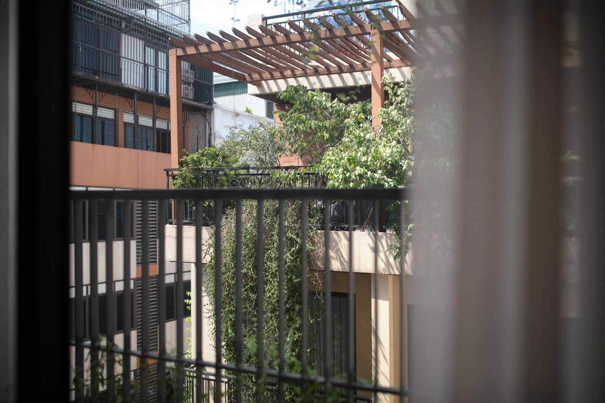 Hb Serviced Apartment - Lac Long Quan Hanoi Exterior photo